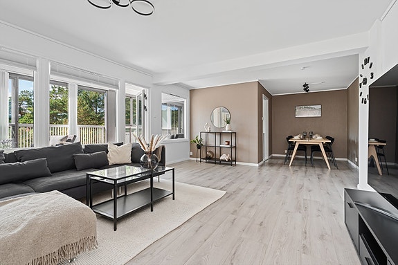 Velkommen til Skuteveien 3 D - Flott 3-roms leilighet med fantastiske sol- og utsiktsforhold