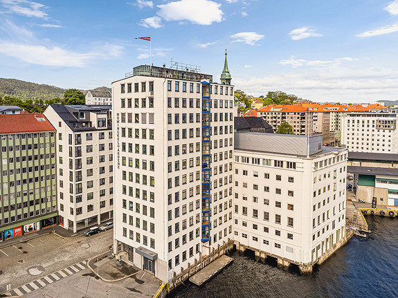 Ledige lokaler med svært sentral beliggenhet og utsikt over Vågen