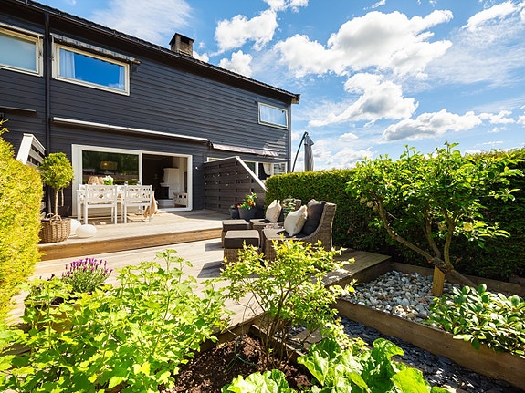 Camilla Bjerke Olsen i Nordvik Sandvika ønsker velkommen til Slalåmveien 24B!