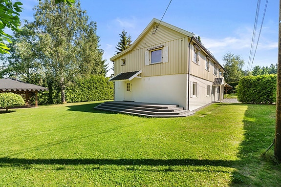 Eiendomsmegler Krogsveen avd. Årnes har gleden av å presentere Grensevegen 31!