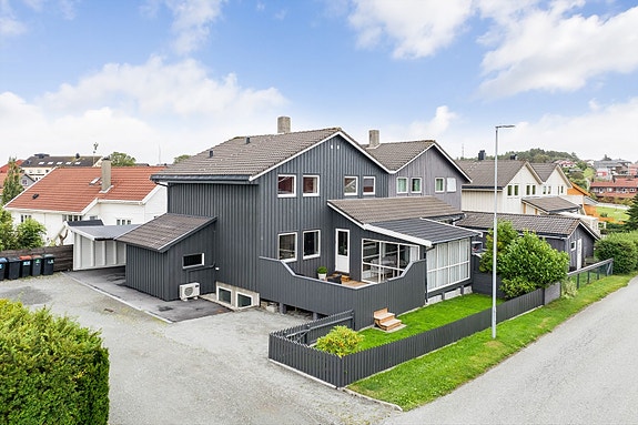 Velkommen til Toreskogvegen 4! Presentert av Britt Fagerland i EiendomsMegler 1 Jærmegleren