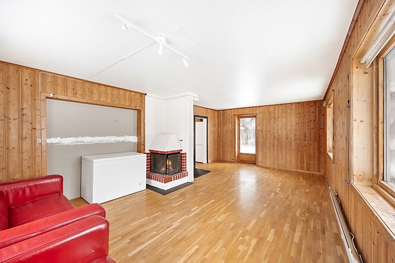 Lokalmegler Awet Tella v/ EiendomsMegler 1 har gleden av å presentere Myrdalveien 16!