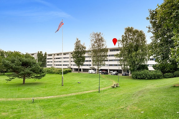 EiendomsMegler 1 v/ Nikolai Tvedt presenterer Digranesveien 15!