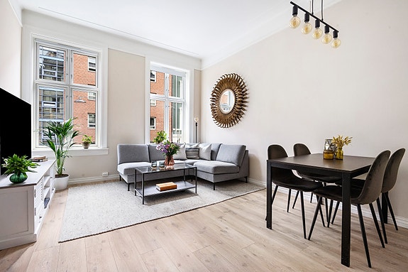 Velkommen til Rosteds gate 15B - Presentert av Andreas Bock v/ EIE eiendomsmegling