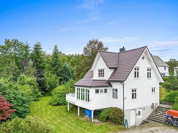 Velkommen til Wichmannvegen 14 - Presentert av Eiendomsmegler Norge v/Ørjan Stokka.