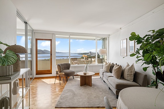 EiendomsMegler 1 v/Sindre Kjøll Kristensen presenterer Rosenli 15!