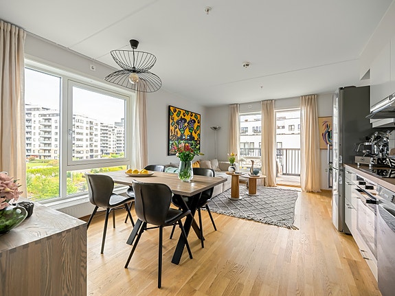 Velkommen til denne fine 2-roms leiligheten i Bøkkerveien 18!