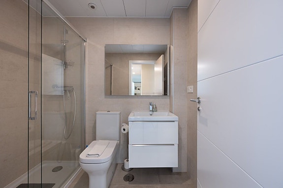 Strøken leilighet med 3 soverom og turistlisens - Utleieinntekter og gangavstand til sentrum