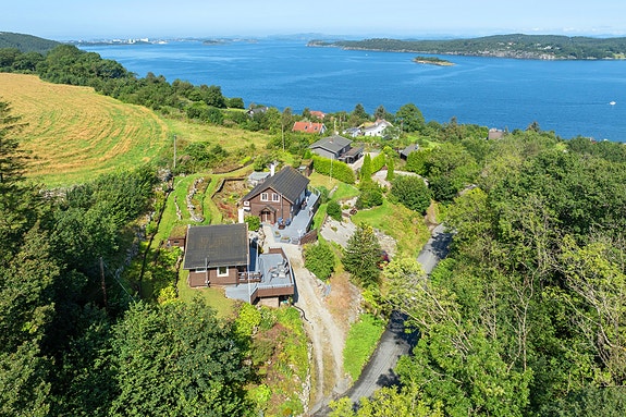 Herlig fritidseiendom med to hytter selges samlet