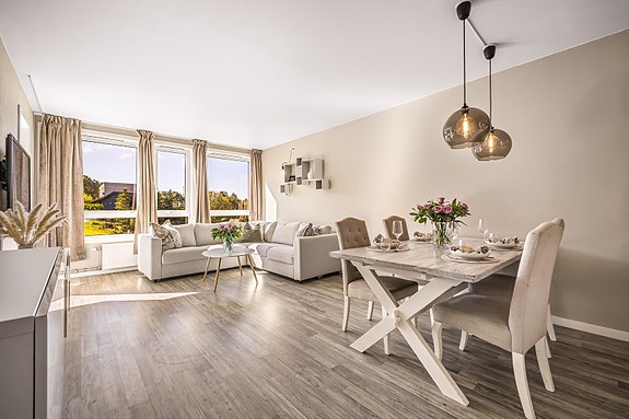 Aktiv Eiendomsmegling v/ Anders Paulsen har gleden av å ønske deg velkommen til Ortuflaten 94!