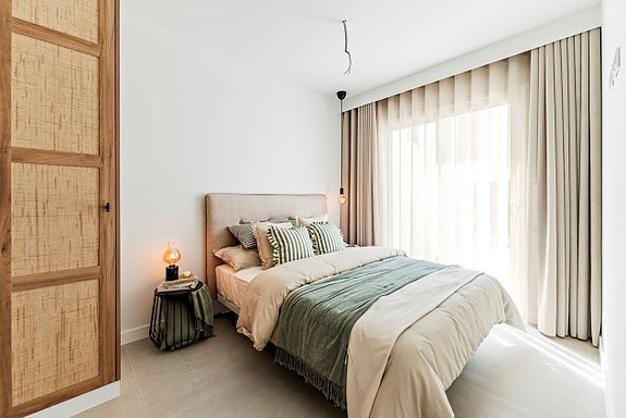 Nydelig penthouse-leilighet | 89m2 terrasser | 300 meter til matbutikk og gode restauranter | Perfekt for utleie