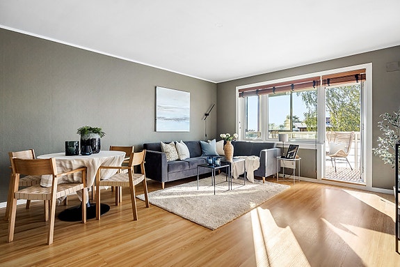 Velkommen til Mekanikerveien 26! Presentert av Birgitte Græsholt.