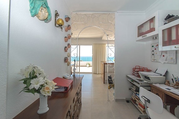 Romslig penthouse med 3 soverom og 85 m² terrasse - Panoramautsikt over Fuengirola og havet