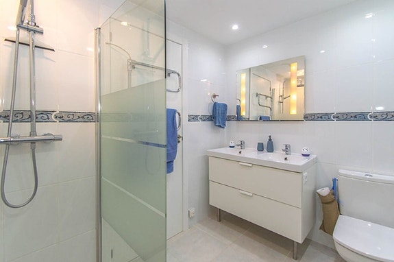 Romslig penthouse med 3 soverom og 85 m² terrasse - Panoramautsikt over Fuengirola og havet