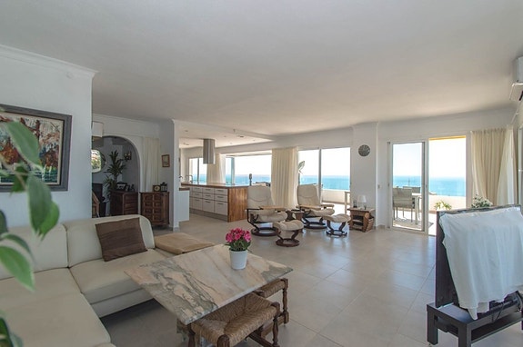 Romslig penthouse med 3 soverom og 85 m² terrasse - Panoramautsikt over Fuengirola og havet