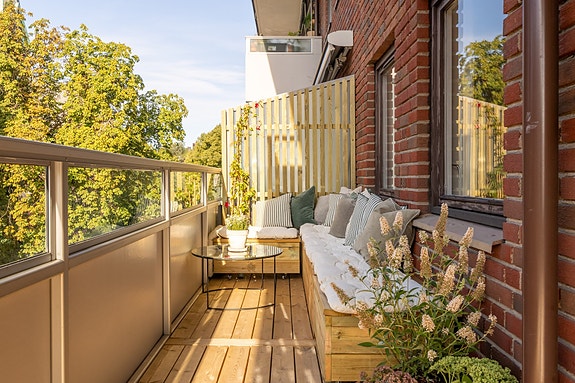 Arendalsgata 14 presenteres av EIE eiendomsmegling ved Ole Anders Teslo.