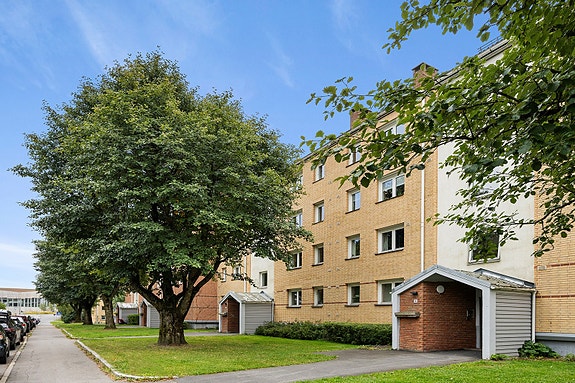 Velkommen til Plogveien 45 - Presentert av Andreas Amundsen ved OBOS Eiendomsmeglere!