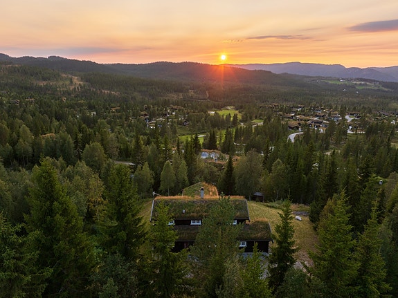 Privatmegleren ved June Langeland har gleden av å presentere Nørdre Tverrlie 32!