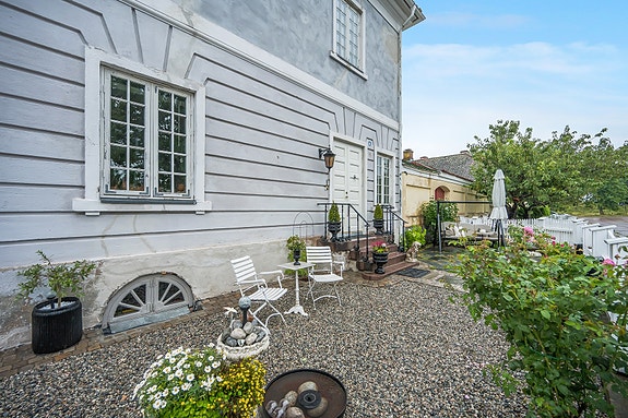 Sjelden hjørneleilighet i 1. etasje. Foto: Kristian T. Bollæren