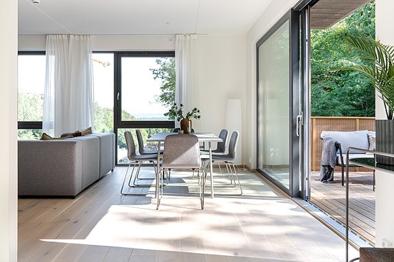 Velkommen til Langenga 20! (H3-301) - Bildet er tatt av en tilsvarende type leilighet i H2. Utsikt m.m. reflekterer derfor ikke faktisk beliggenhet for denne leiligheten.