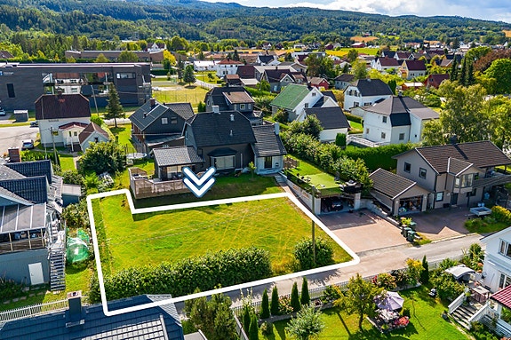 Velkommen til Kroksalleen 21. Presentert av Eiendomsmegler MNEF Jørgen Berg.