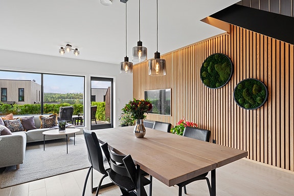 EIE Tønsberg v/Hanna Sundby presenterer Engåstoppen 30A! Foto: Bjørn Kjærra