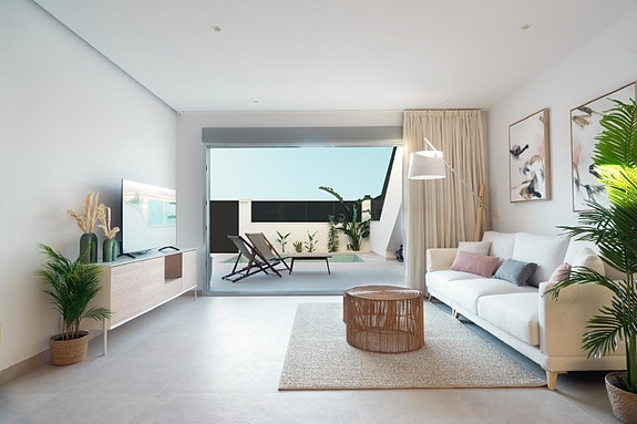 Nybygg! Bolig med privat hage eller stor takterrasse - Moderne design nær sjø og natur