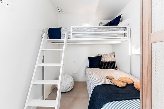 Rålekker hjørne-penthouse med attraktiv beliggenhet | Kort vei til alt | Nydelige fellesområder