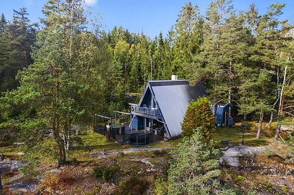 Velkommen til Kolsrødveien 295 formidlet av Nordvik v/Tarjei Innleggen!