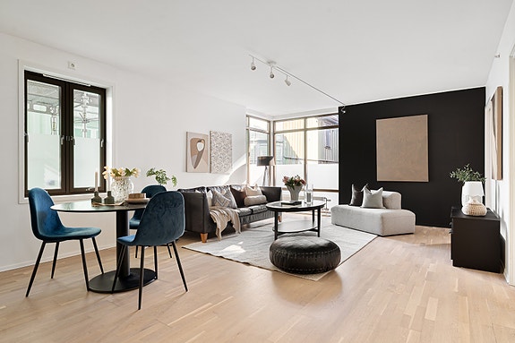 EiendomsMegler 1 ved Markus Tangvik har gleden av å presentere en urban og sentral 3-roms leilighet i Danielsbakerveita 7.