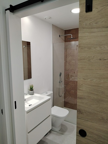 Siste ledige! Nydelig leilighet med høy kvalitet | Flotte fellesområder | Parkering | Ferdig møblert!