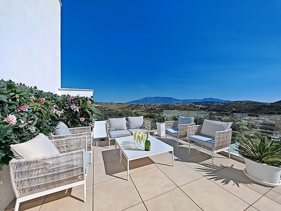 Eksklusiv penthouse med 4 soverom - Privat basseng, takterrasse og panoramautsikt