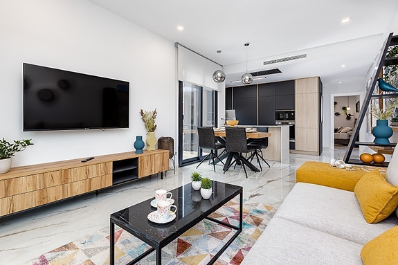 Penthouse-leilighet | Møbler inkludert | Takterrasse på 67 m2 | Parkering og bod