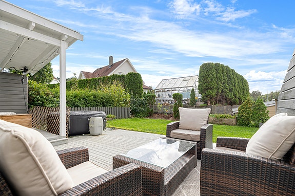 Velkommen til Johan Markussens vei 33! Boligen er presentert av Gaute Kverneland v/Aktiv eiendomsmegling avd. Kristiansand