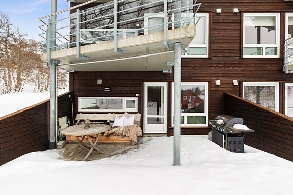 Krogsveen v/ Zander Polderman har gleden av å presentere Sinnestunet 13!