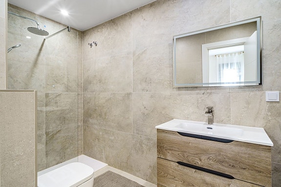 Moderne leilighet med 4 soverom nær stranden i San Pedro de Alcántara - Ideell for familie eller feriebruk