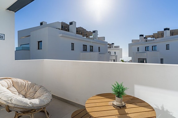 Duplex penthouse - Takterrasse med jacuzzi og sjøutsikt - 3 soverom og 2 bad |