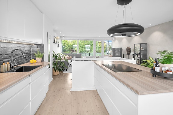 Exbo v/Didrik Hagel Pedersen har gleden av å presentere en lys og lekker leilighet i Johan Øydegards vei 81!