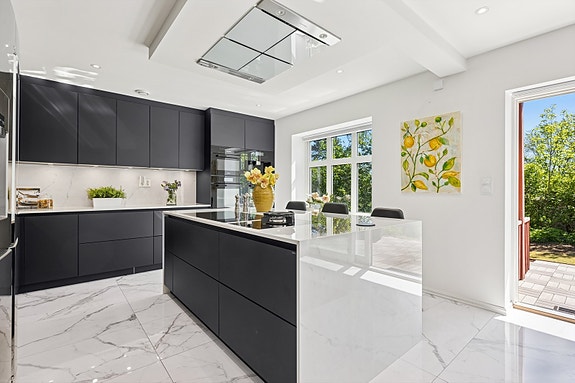 Velkommen til Smedveien 4 - presentert av Kristin Strømme, Dnb Eiendom: