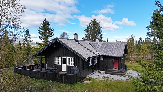 EiendomsMegler 1 Fjellmegleren har gleden av å presentere Gamle Heimstølvegen 58!