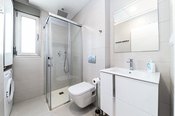 Moderne penthouse med 3 soverom, stor takterrasse og spa-fasiliteter