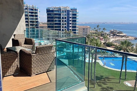 Havutsikt og topp fasiliteter - Leilighet med 3 soverom i Sea Senses, Punta Prima