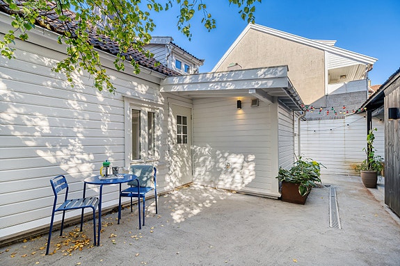 Velkommen til Skippergata 80A! Boligen er presentert av Simon Aarhus v/Aktiv eiendomsmegling avd. Kristiansand