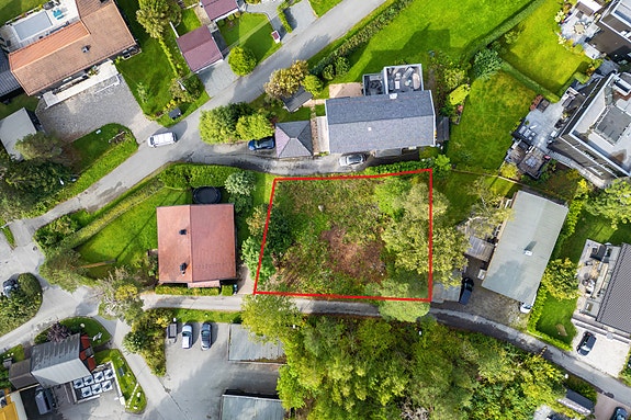Høydefoto som viser tomten