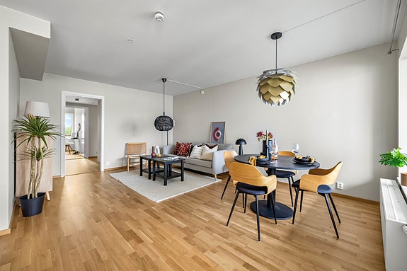 Stor 4-roms selveierleilighet i byen! Velkommen til Lundkvartalet og Nannestadgata 4.