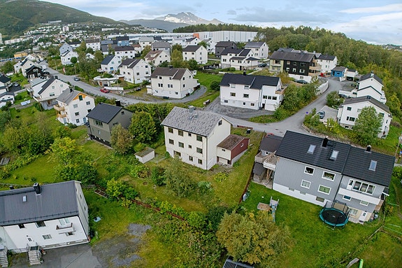 Fra eiendommen er det også kort vei til UNN Narvik