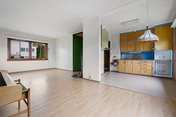 Kjøkken med eldre innredning