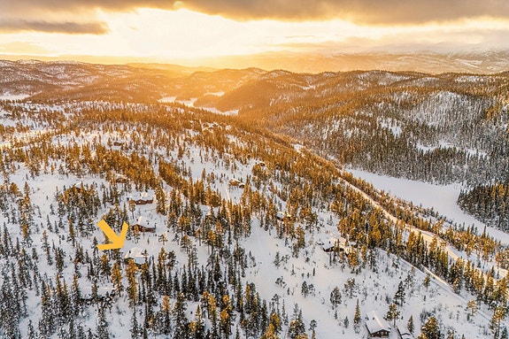 Haavard Ask Haakensen v/ Privatmegleren Hønefoss har gelden av å presentere Storvassåsveien 120!