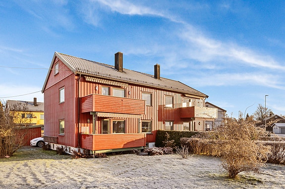 Velkommen til Høgdveien 8!
Presentert av Rikke E. Andersson / ASK Eiendomsmegling