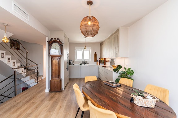 Havutsikt | Rekkehus med 4 soverom og 3 bad | Heis og egen garasje